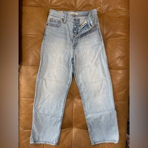 Levi’s Ribcage Ankle Straight Jeans Size 26 light wash